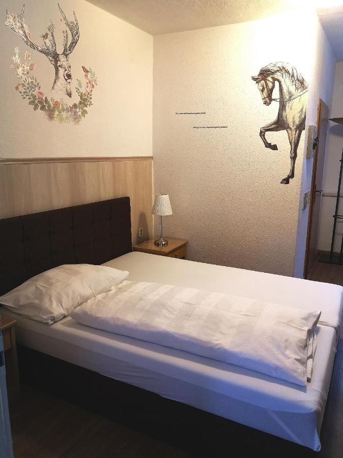 Hotel Hohenstein -Radweg-Messe-Baldeneysee Ессен Екстер'єр фото